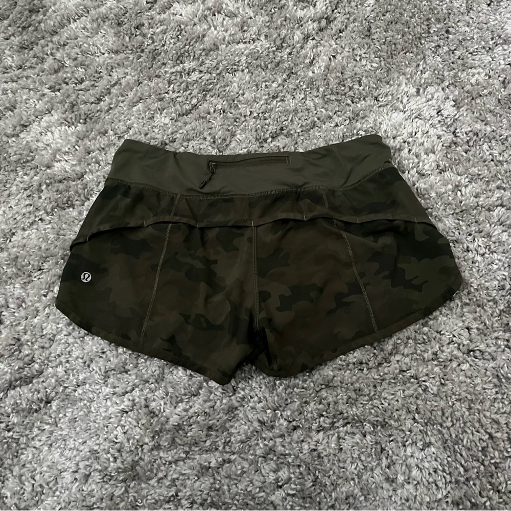 lululemon speed up shorts 2.5”
